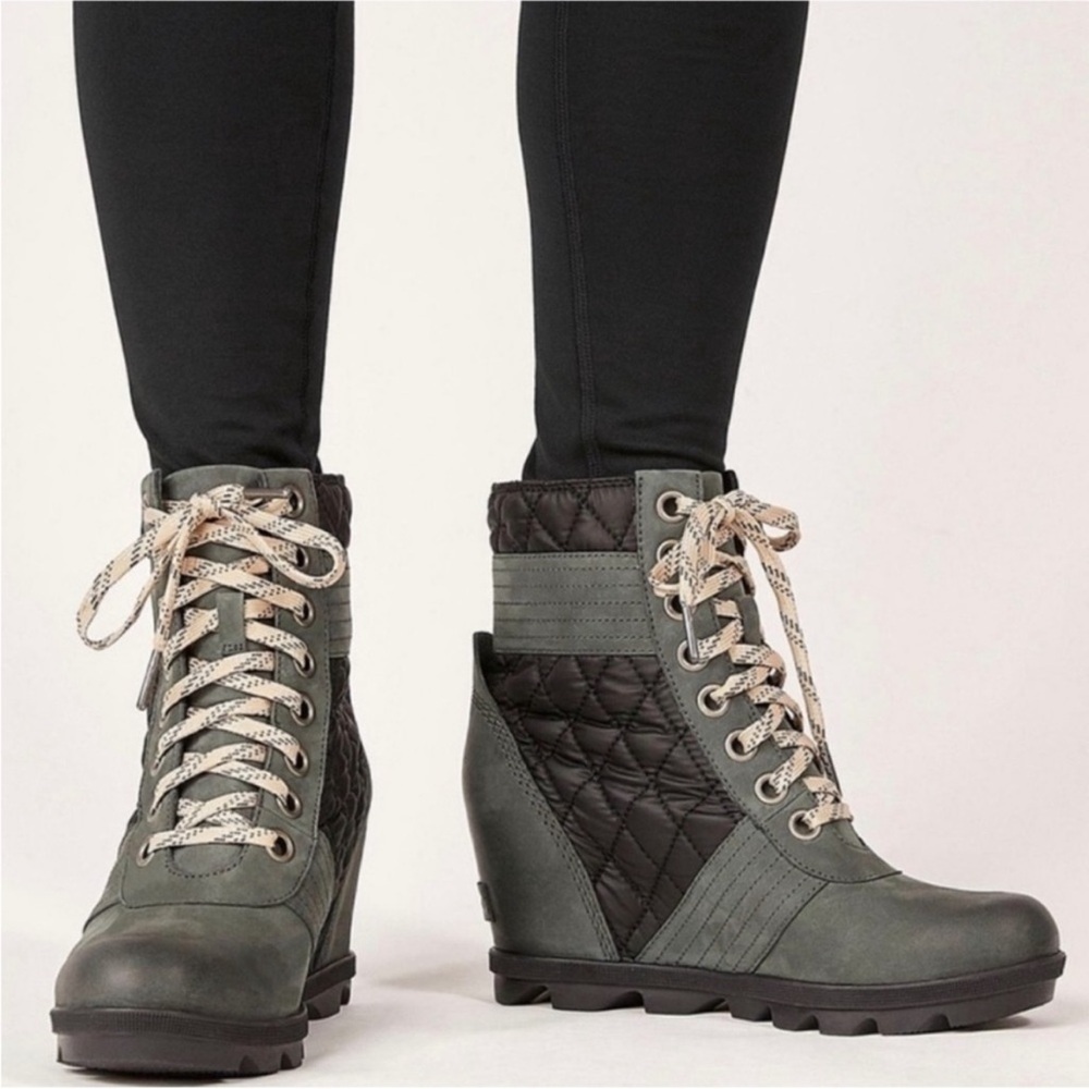 SOREL LEXIE WEDGE WATERPROOF‎ BOOTS SIZE 7